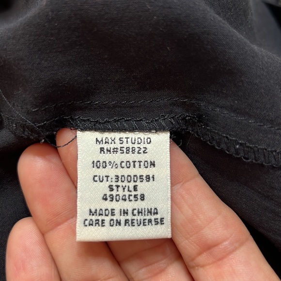 Max studio black with white lace size L - Picture 9 of 9